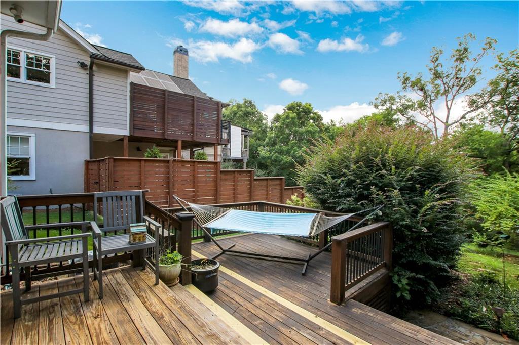 925 Highland Terrace NE