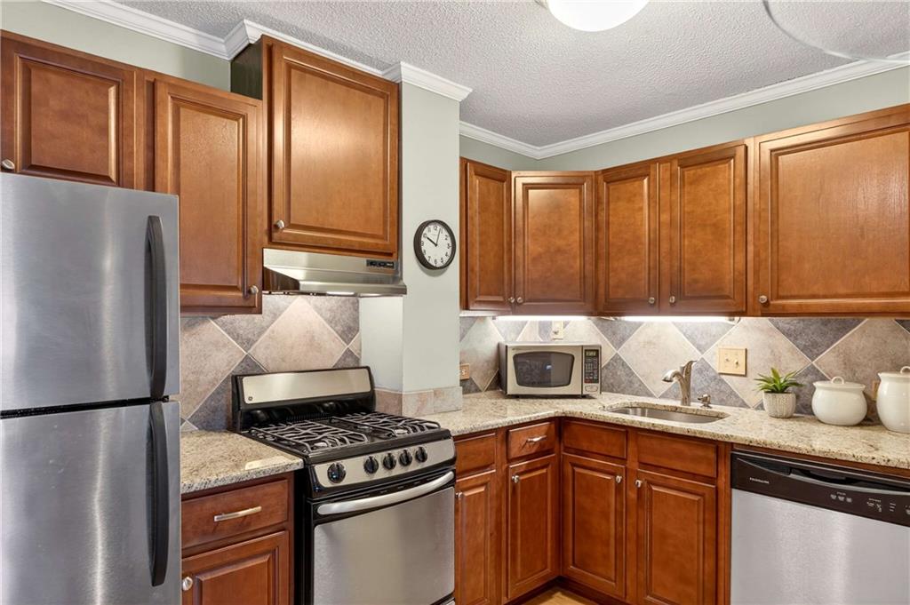 2285 Peachtree Road NE Unit 1106