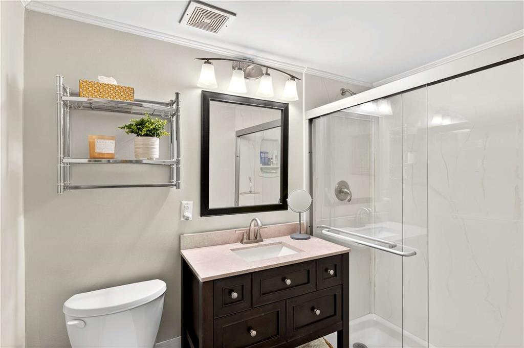 2285 Peachtree Road NE Unit 1106