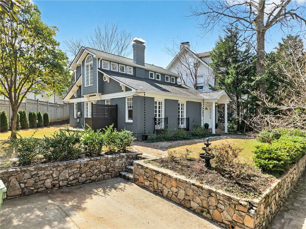 217 Westminster Drive NE