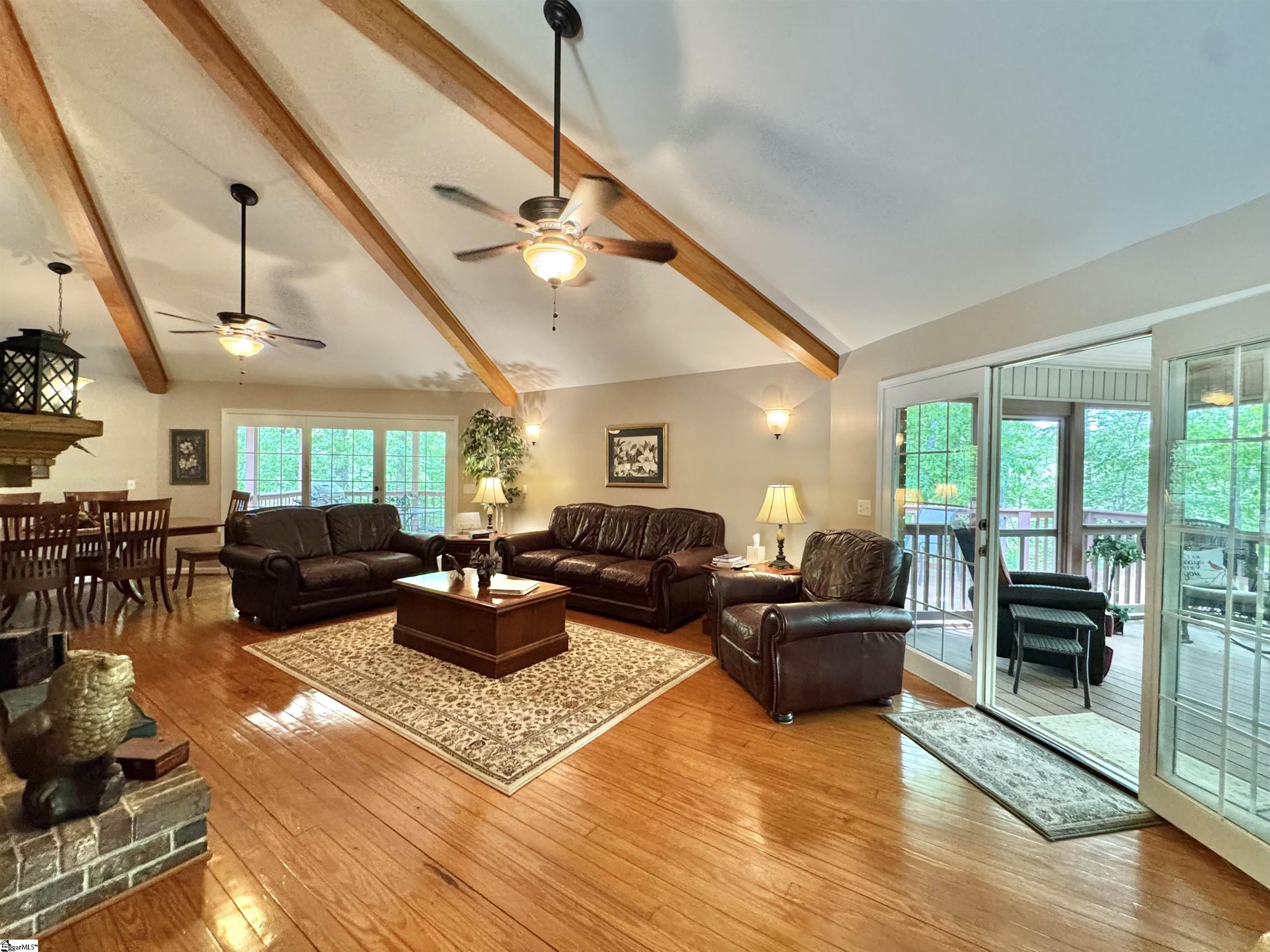164 Creekside Drive