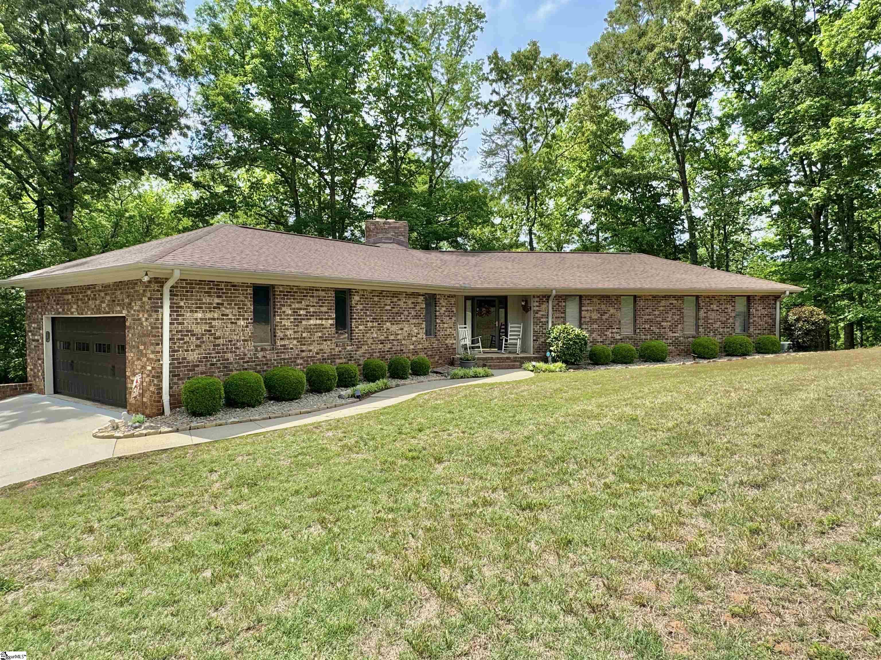 164 Creekside Drive