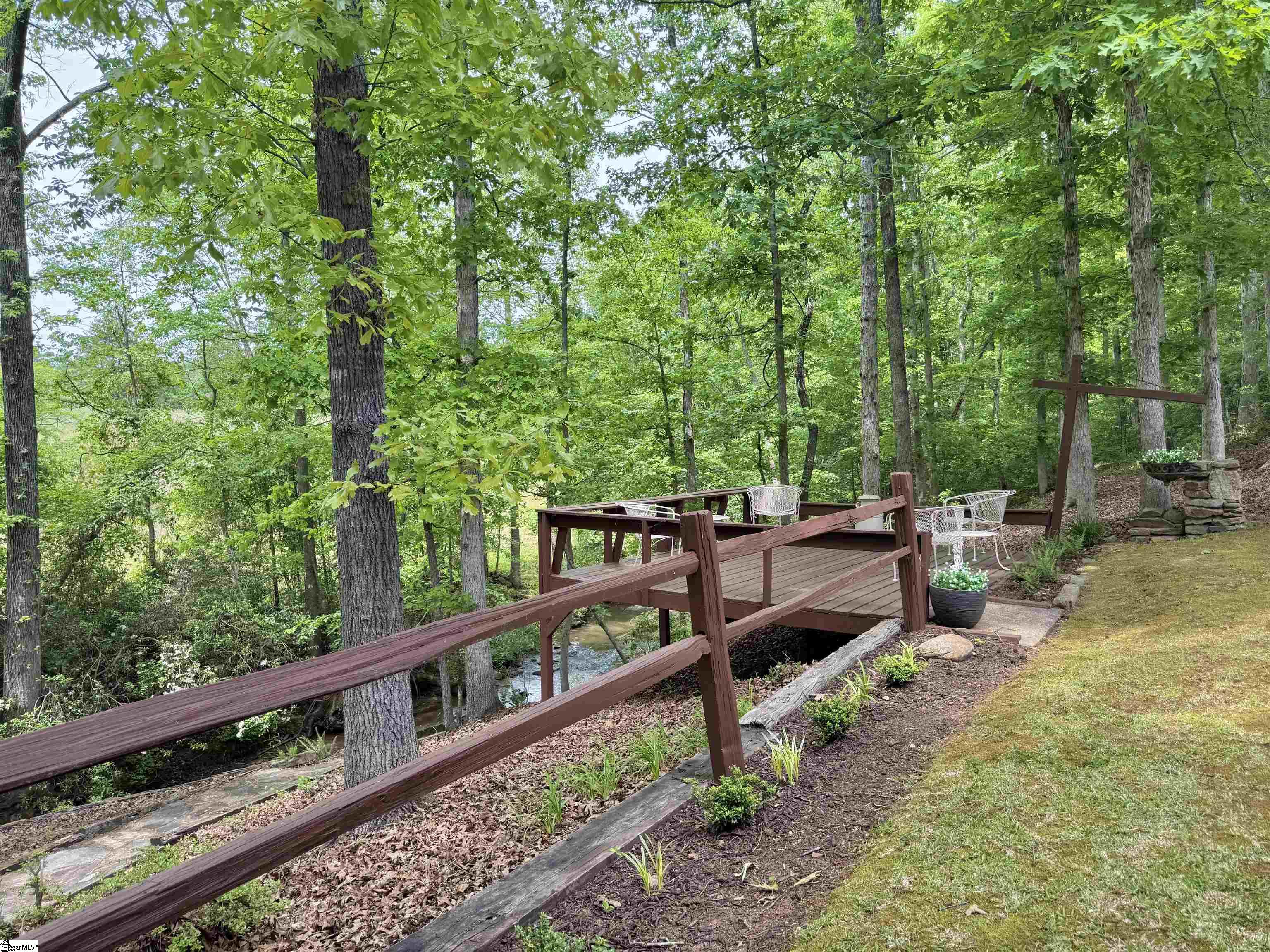 164 Creekside Drive