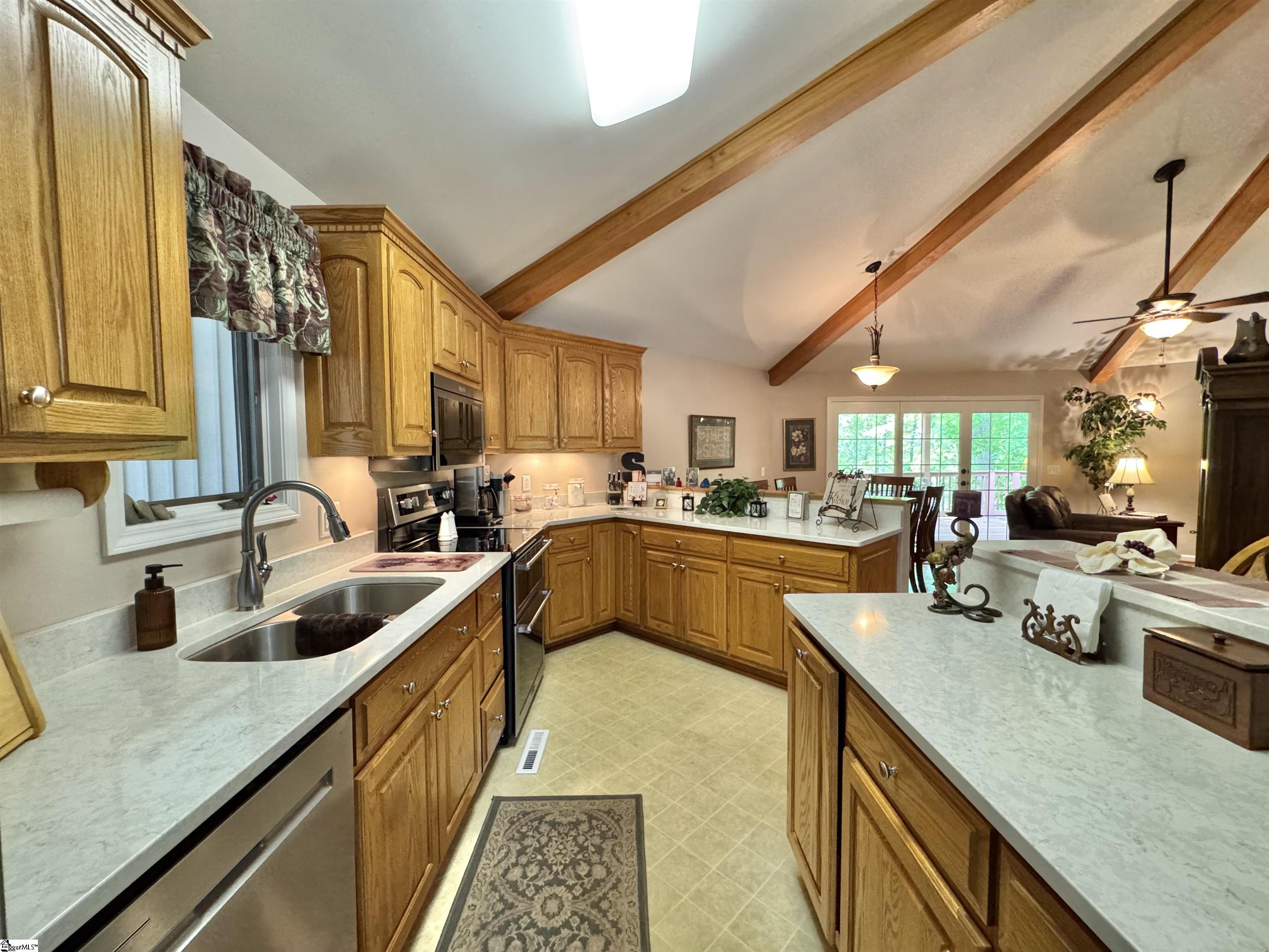 164 Creekside Drive