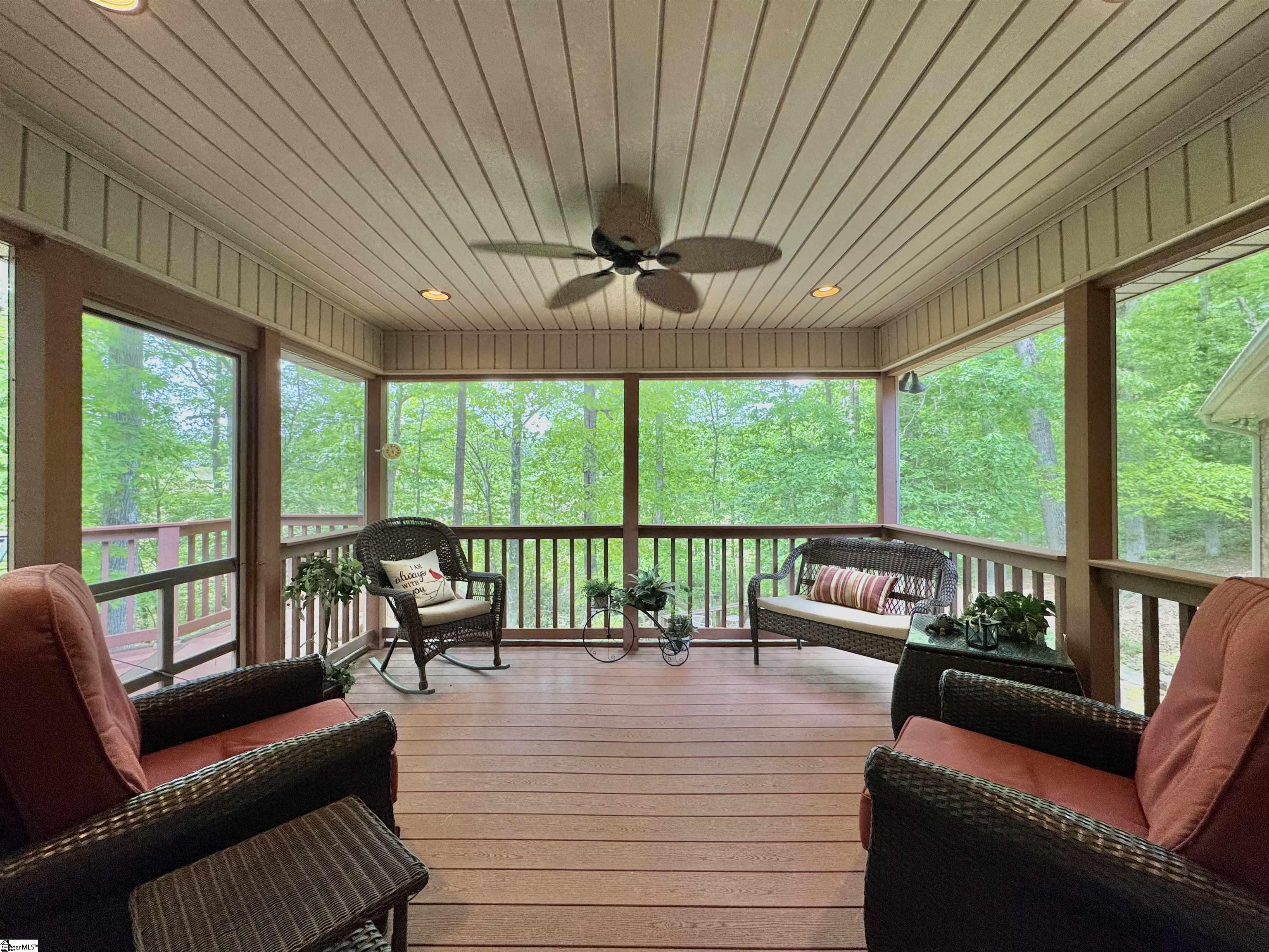 164 Creekside Drive