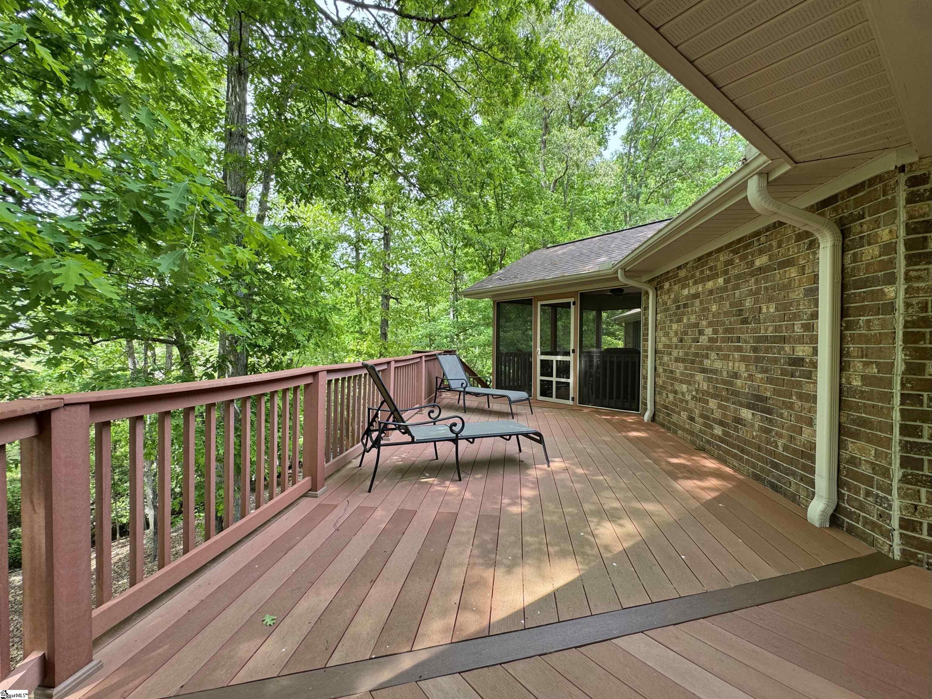 164 Creekside Drive