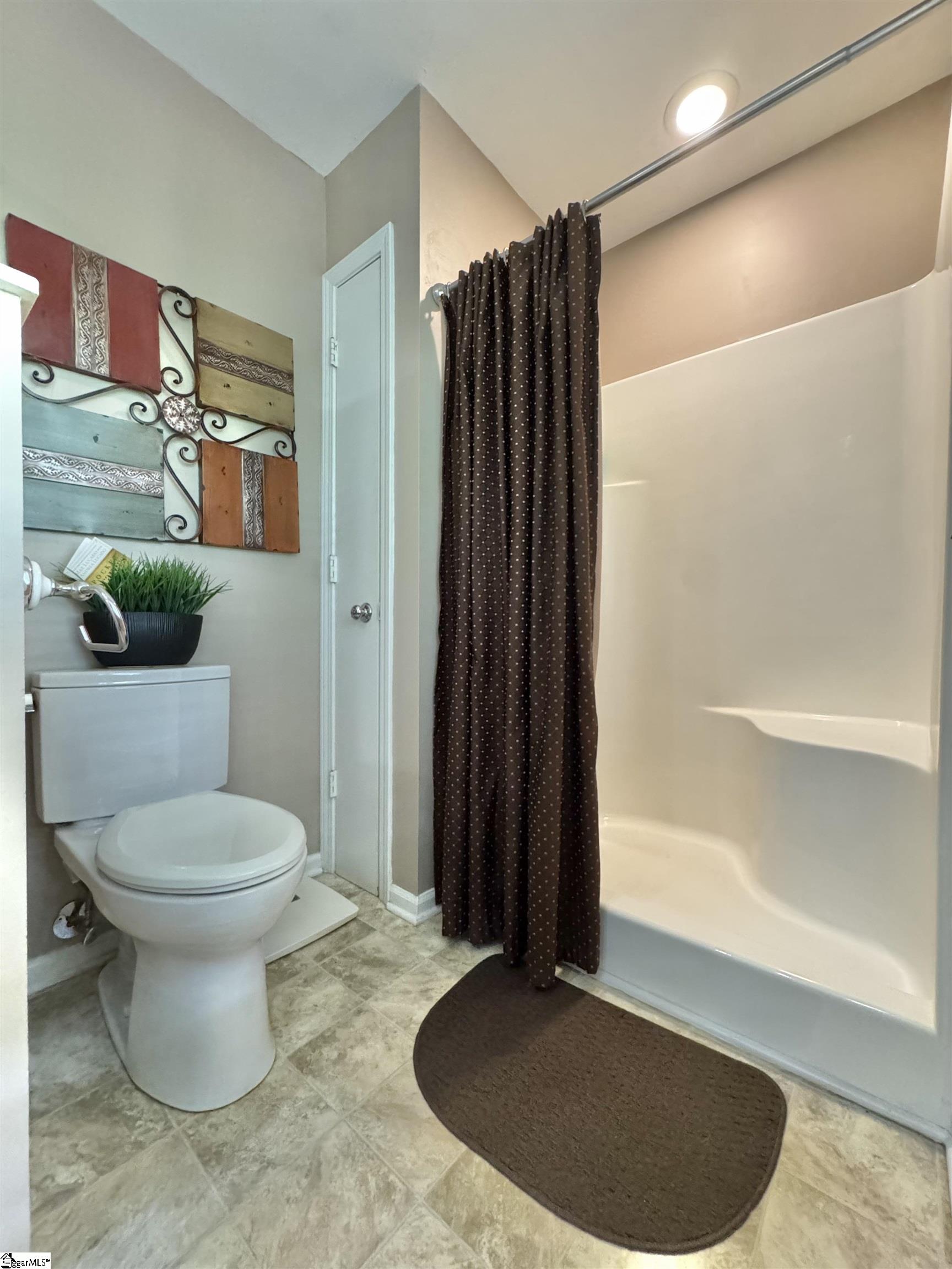 164 Creekside Drive
