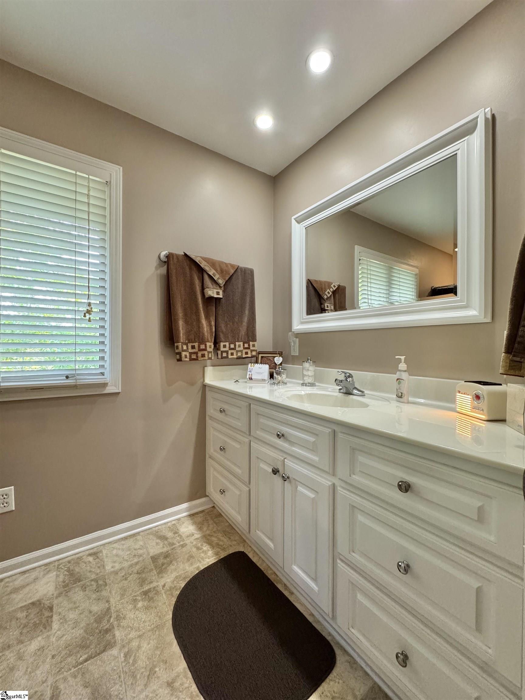 164 Creekside Drive