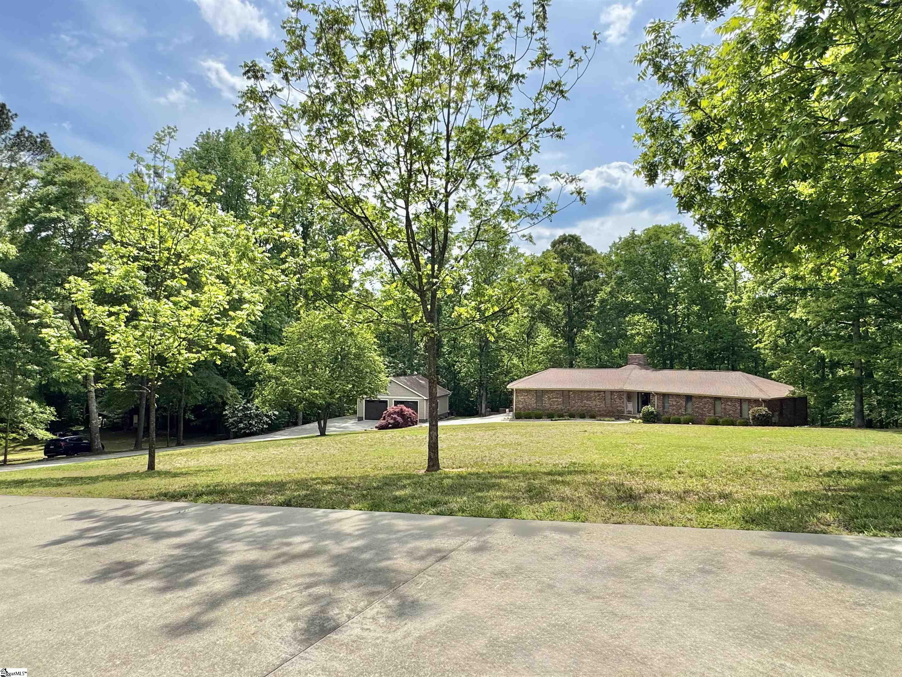 164 Creekside Drive