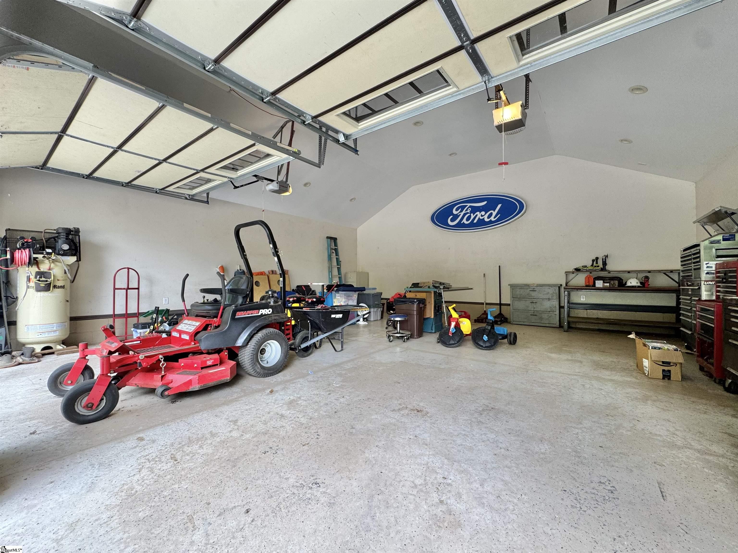 164 Creekside Drive