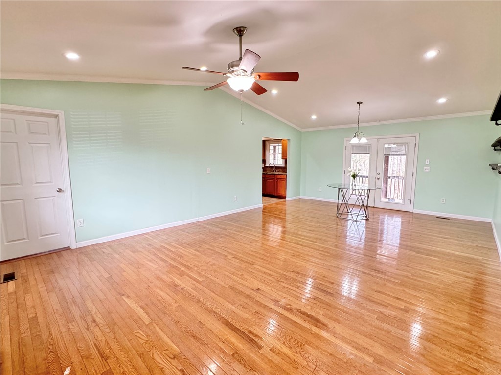 704 Jameson Road