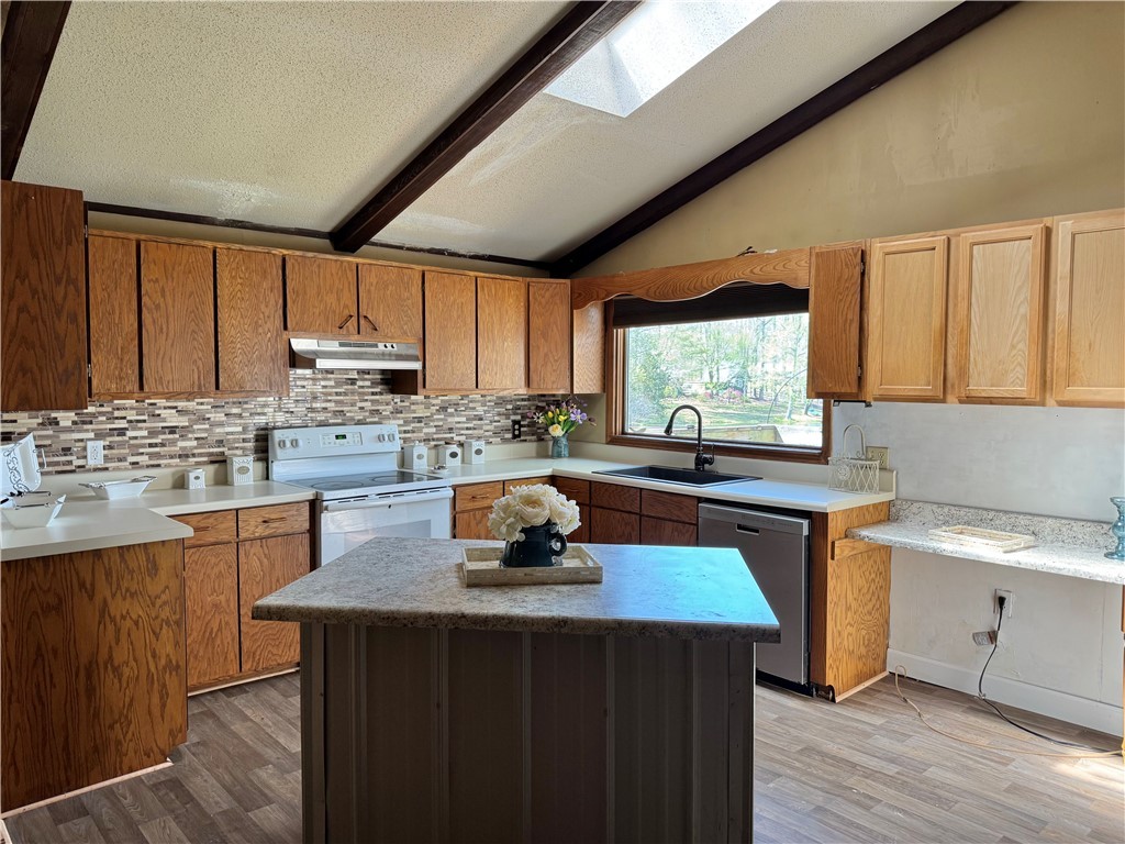 271 Piper Lane