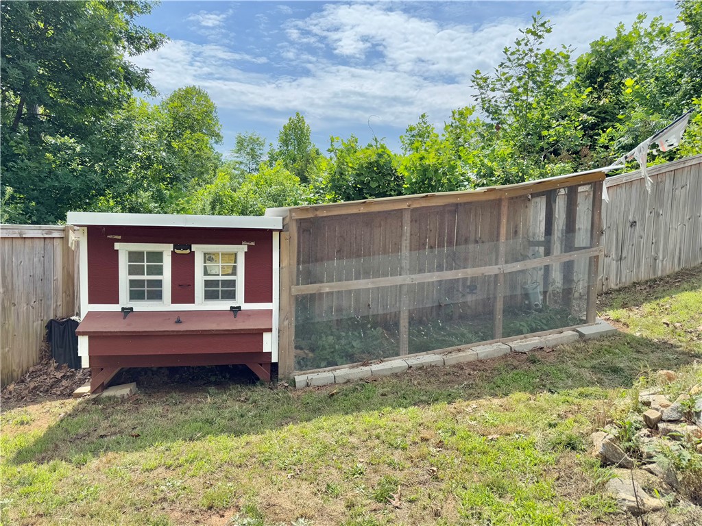 409 Pleasant View Road