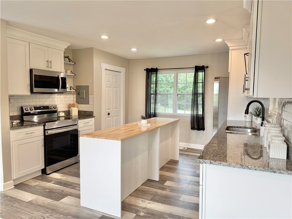 409 Pleasant View Road