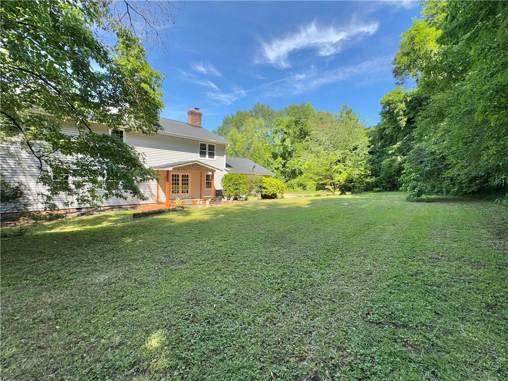 102 Buckingham Court