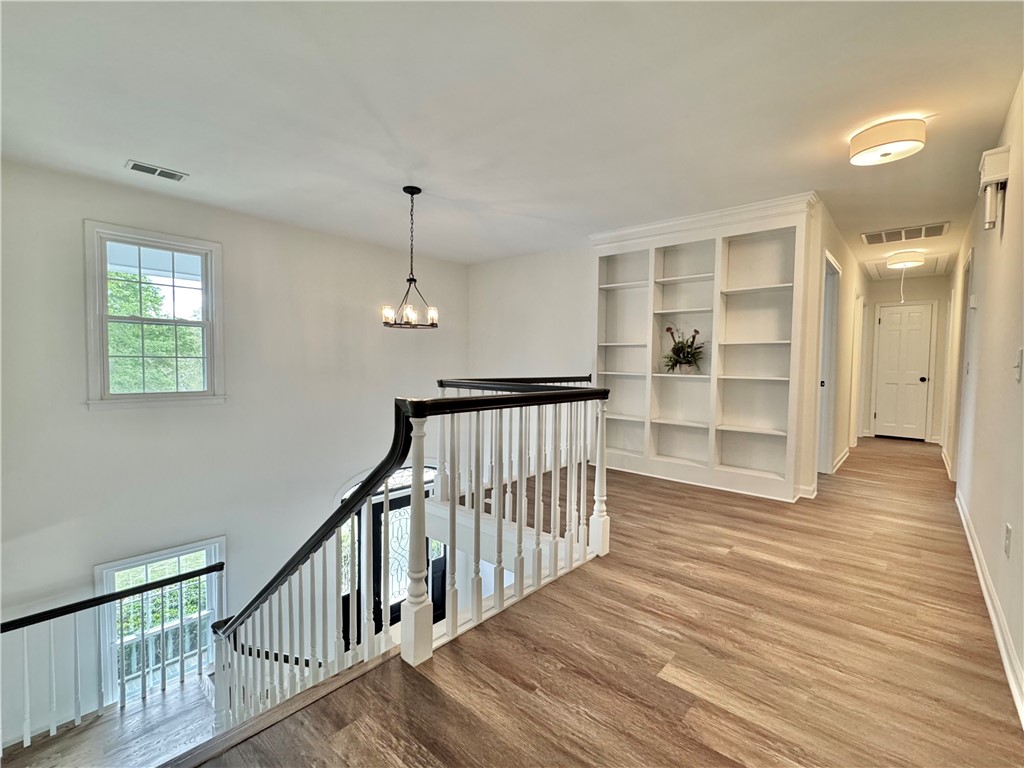 102 Buckingham Court