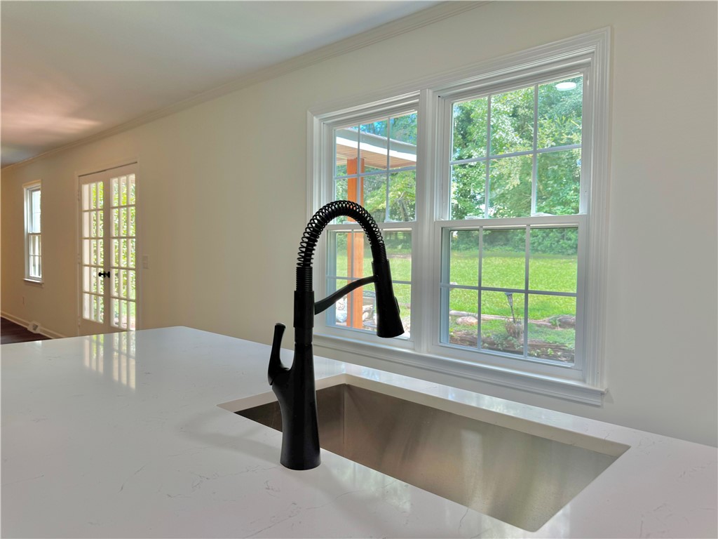 102 Buckingham Court