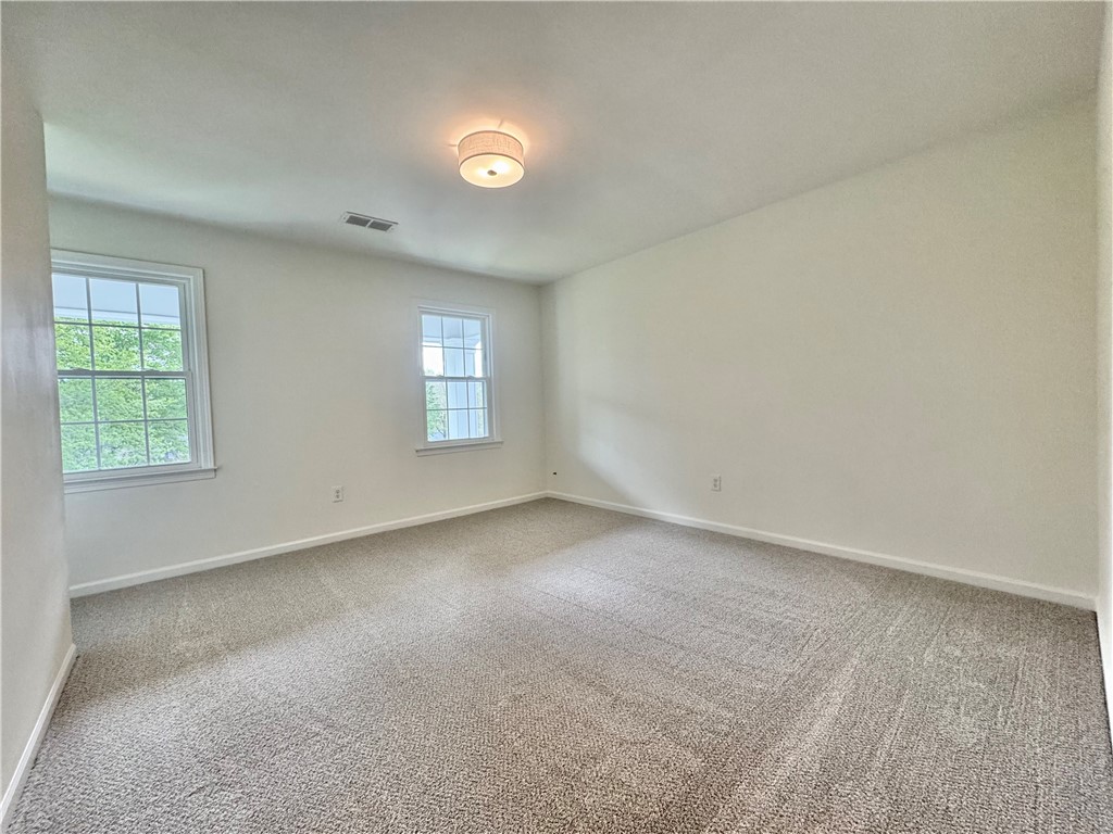 102 Buckingham Court