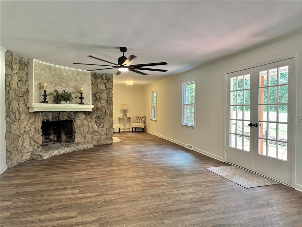 102 Buckingham Court