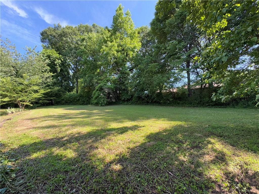 102 Buckingham Court