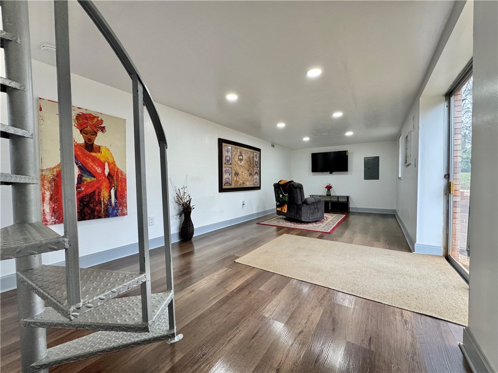 1113 Fox Squirrel Ridge Road