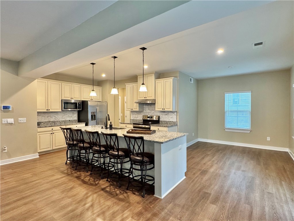 195 Thames Valley Drive