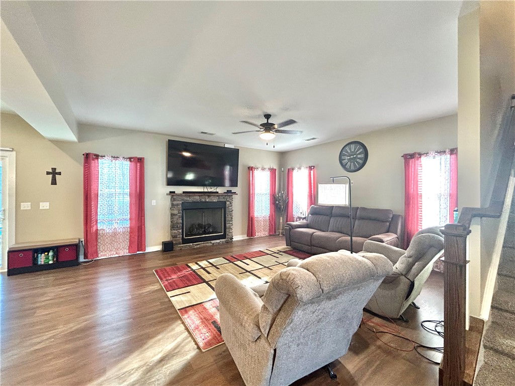 195 Thames Valley Drive