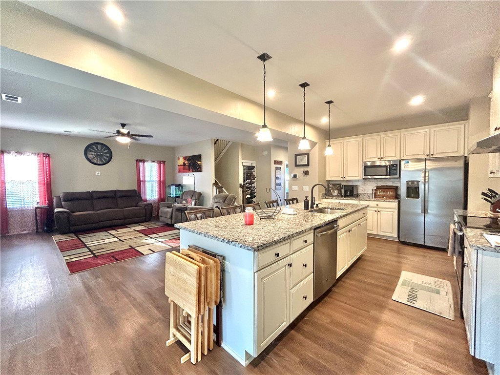 195 Thames Valley Drive