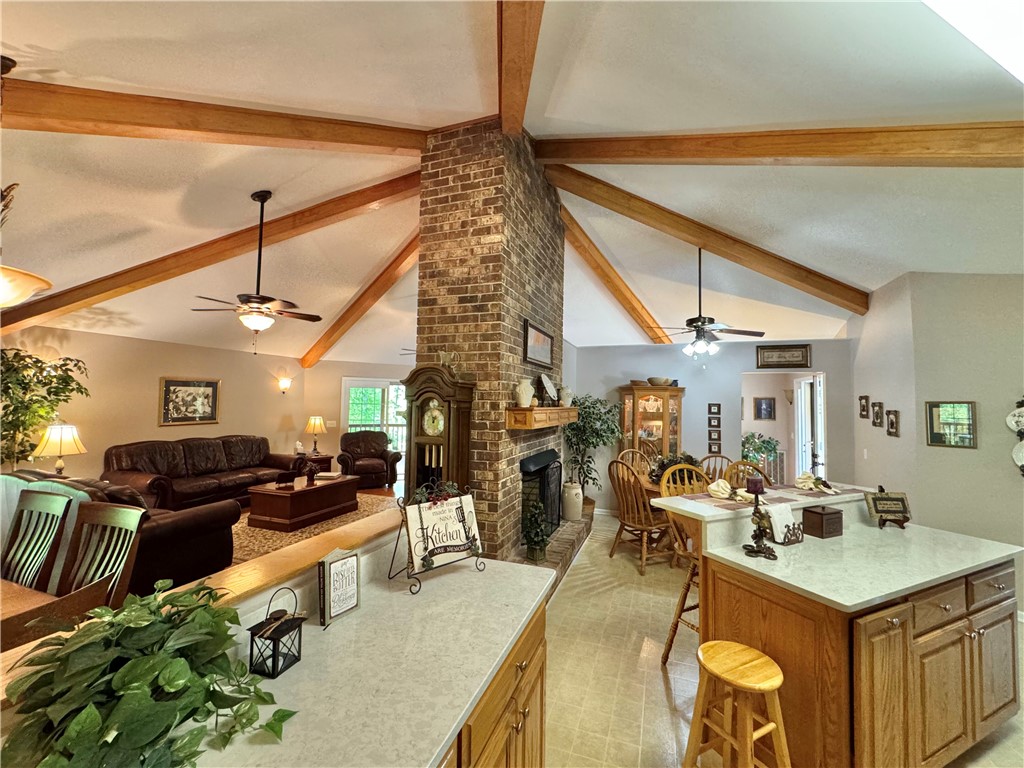 164 Creekside Drive