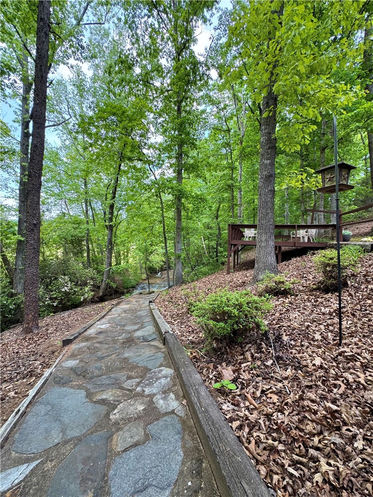 164 Creekside Drive