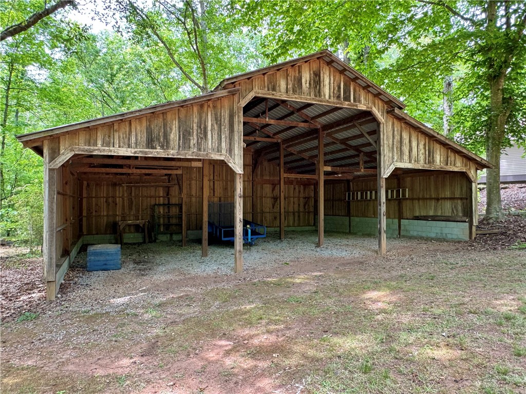 164 Creekside Drive