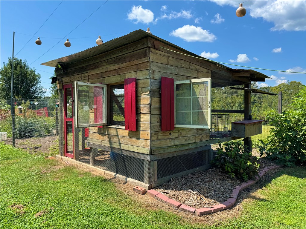 1707 Holiday Dam Road