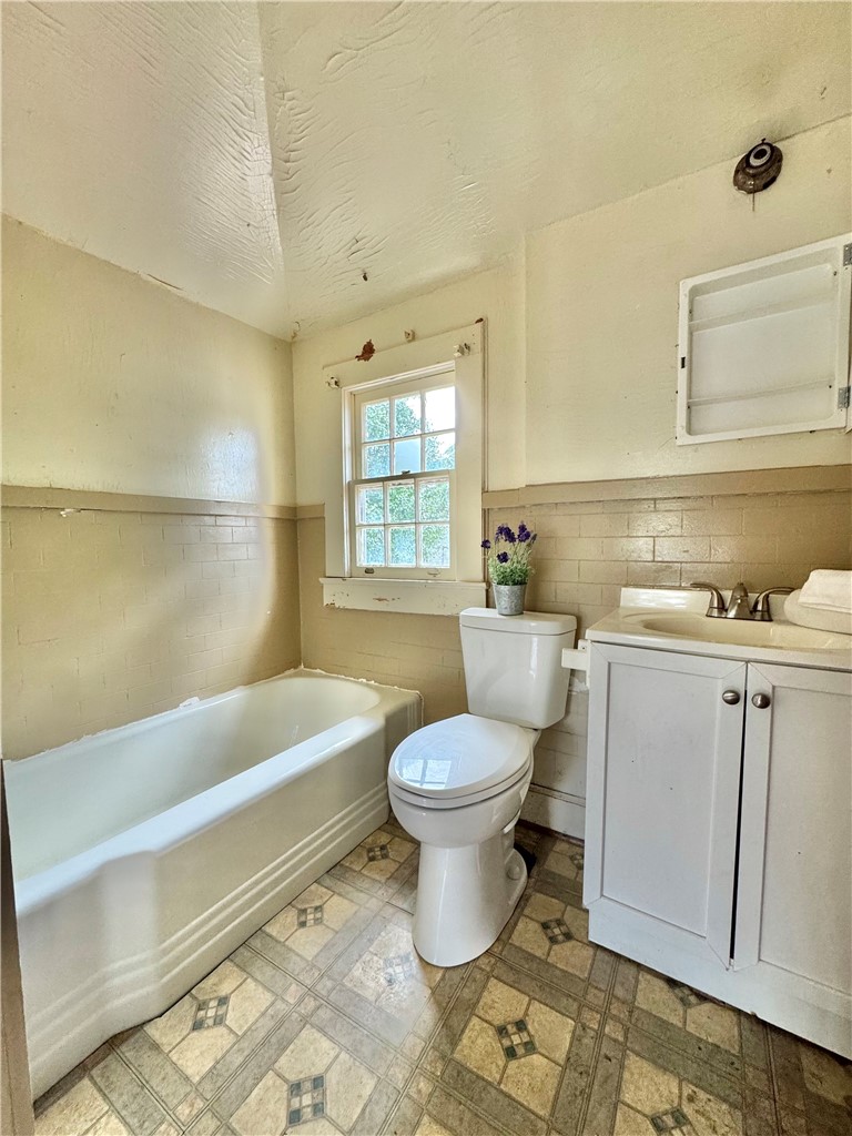 105 S 5th Street