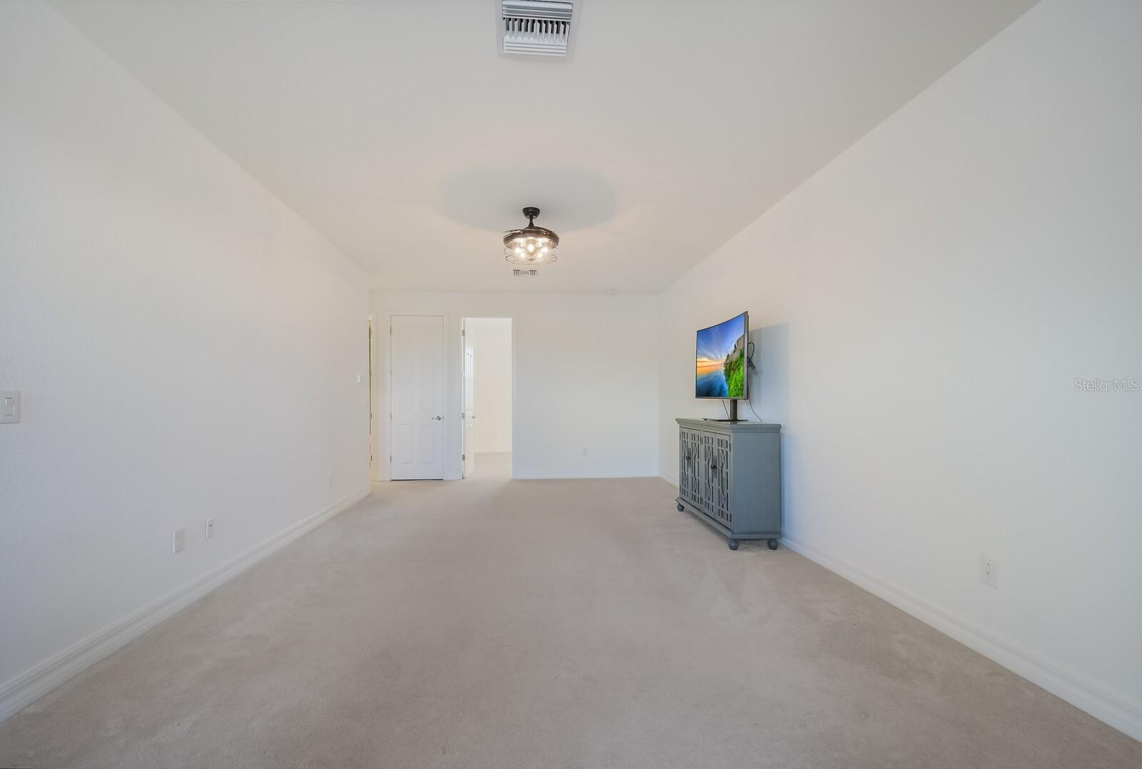 11905 PERENNIAL PL