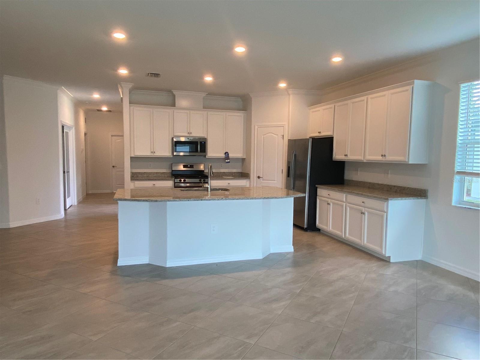 2607 AVOLET CT
