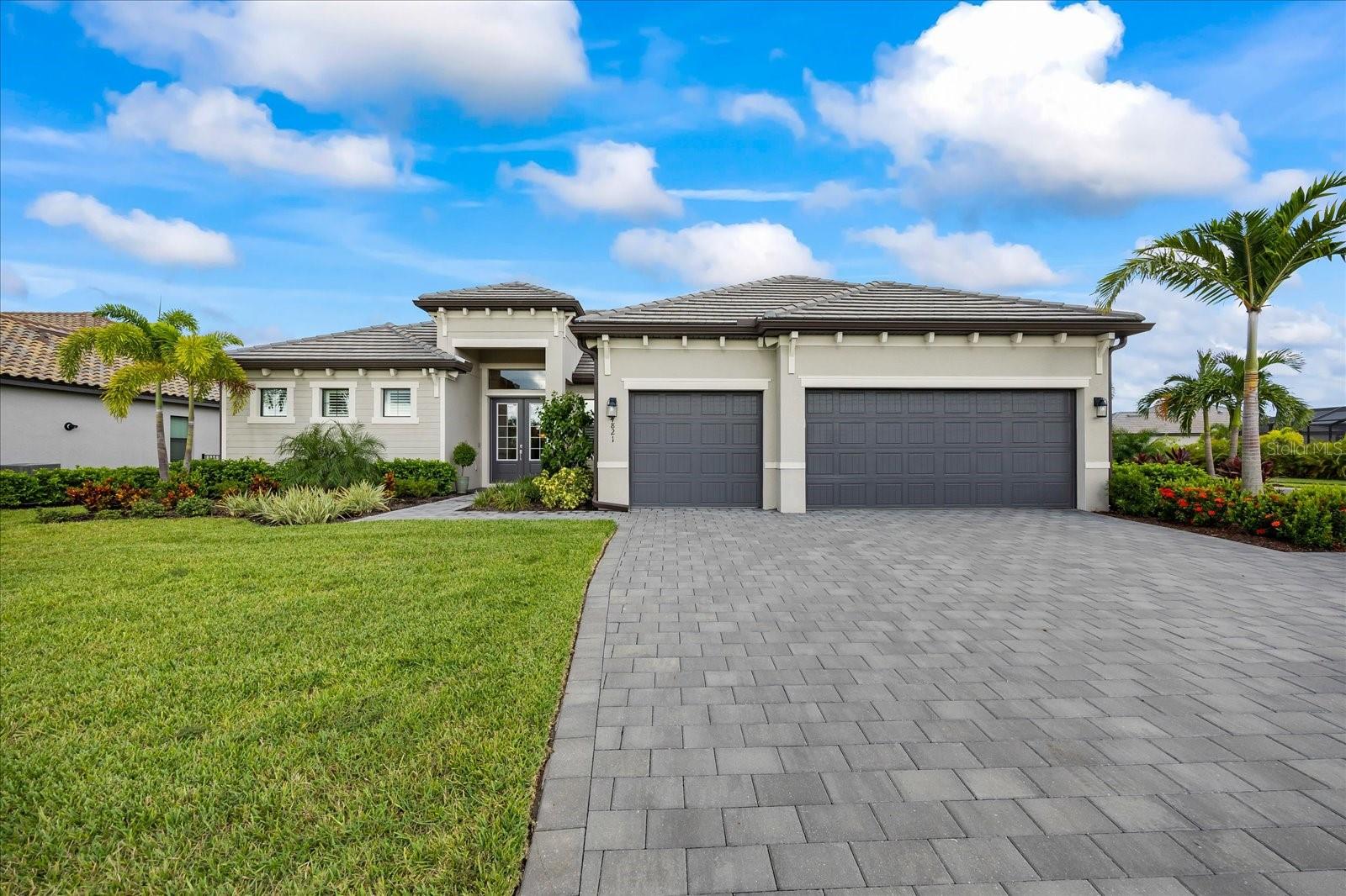 4821 SPARKLING SEA LN