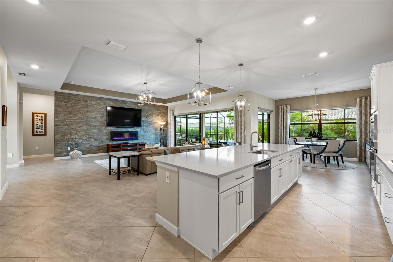 4821 SPARKLING SEA LN