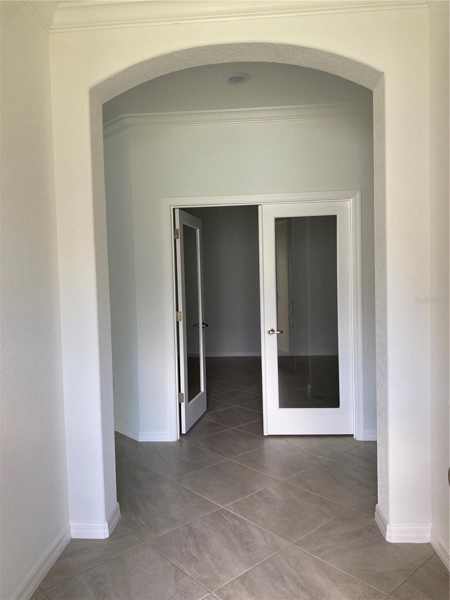 2611 AVOLET CT