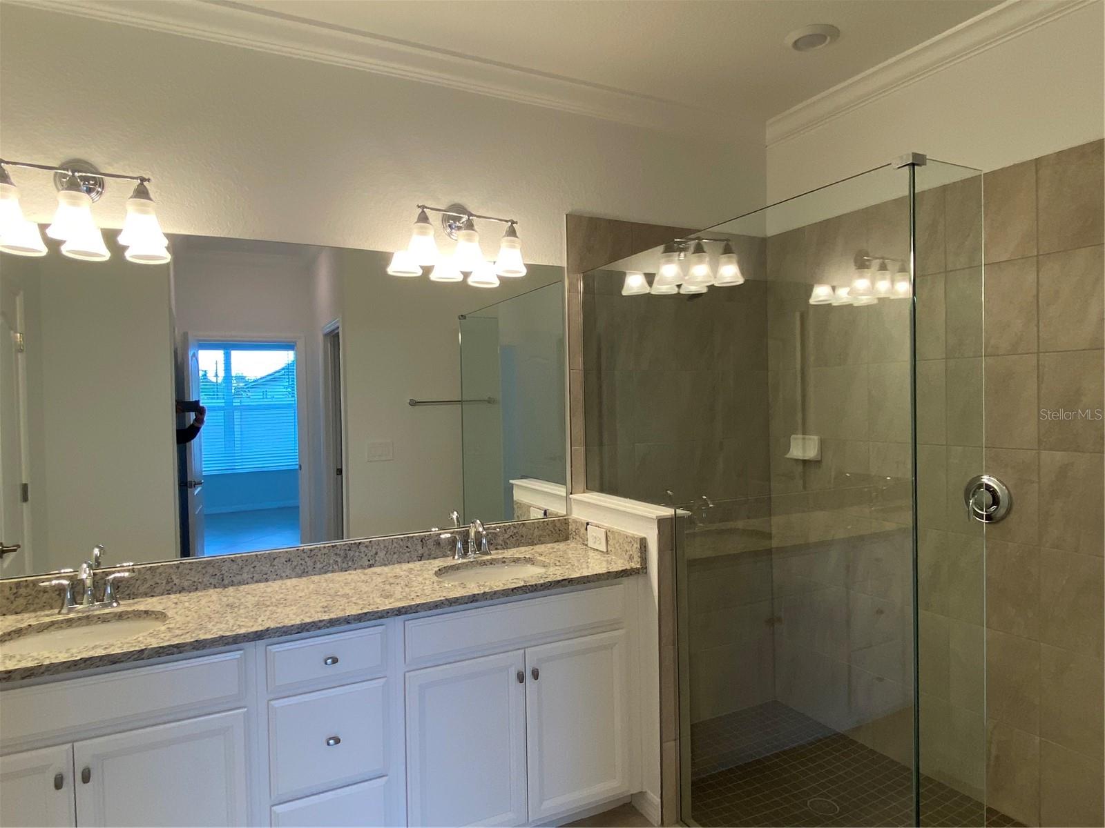 2611 AVOLET CT