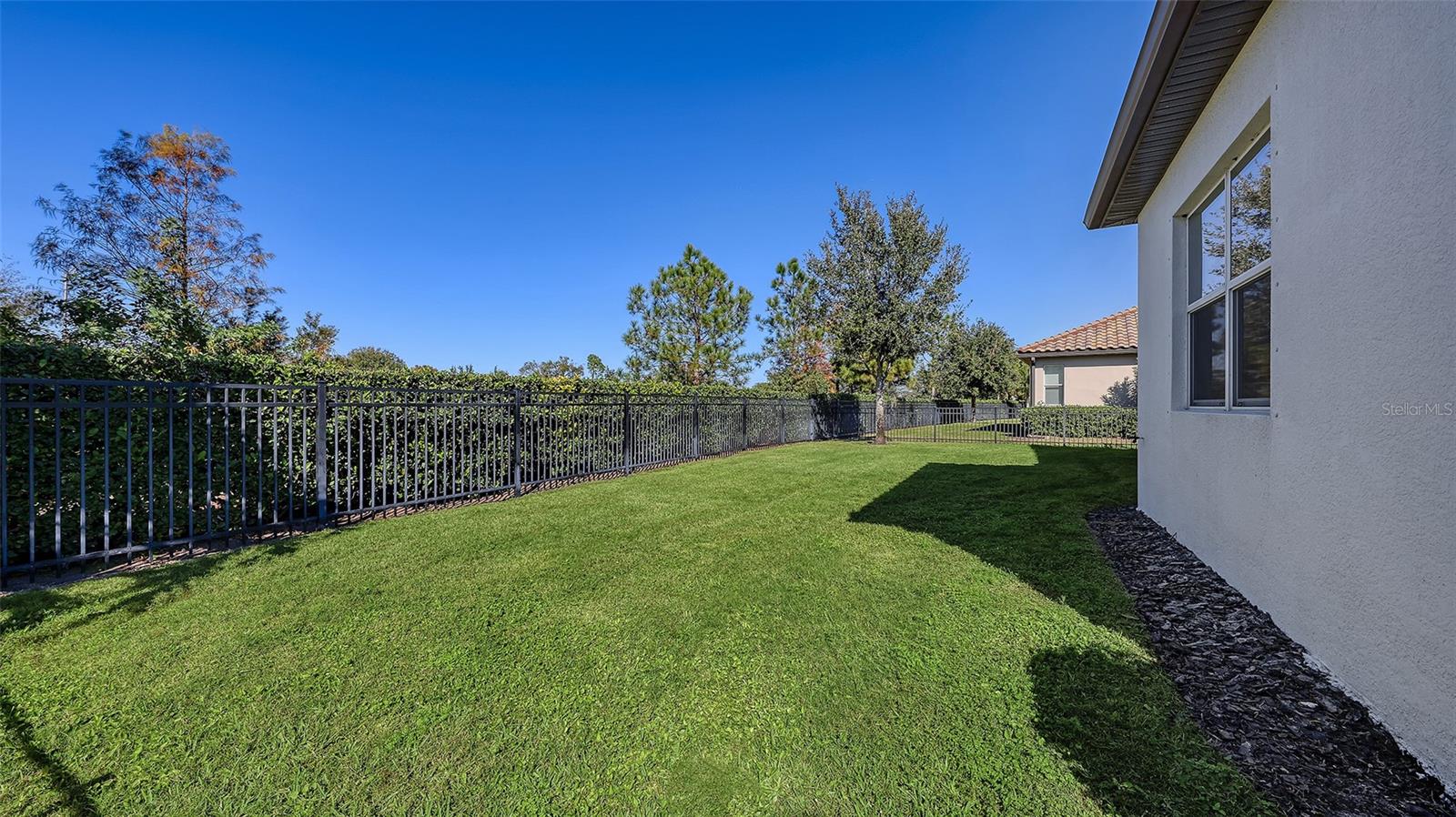 12115 PERENNIAL PL