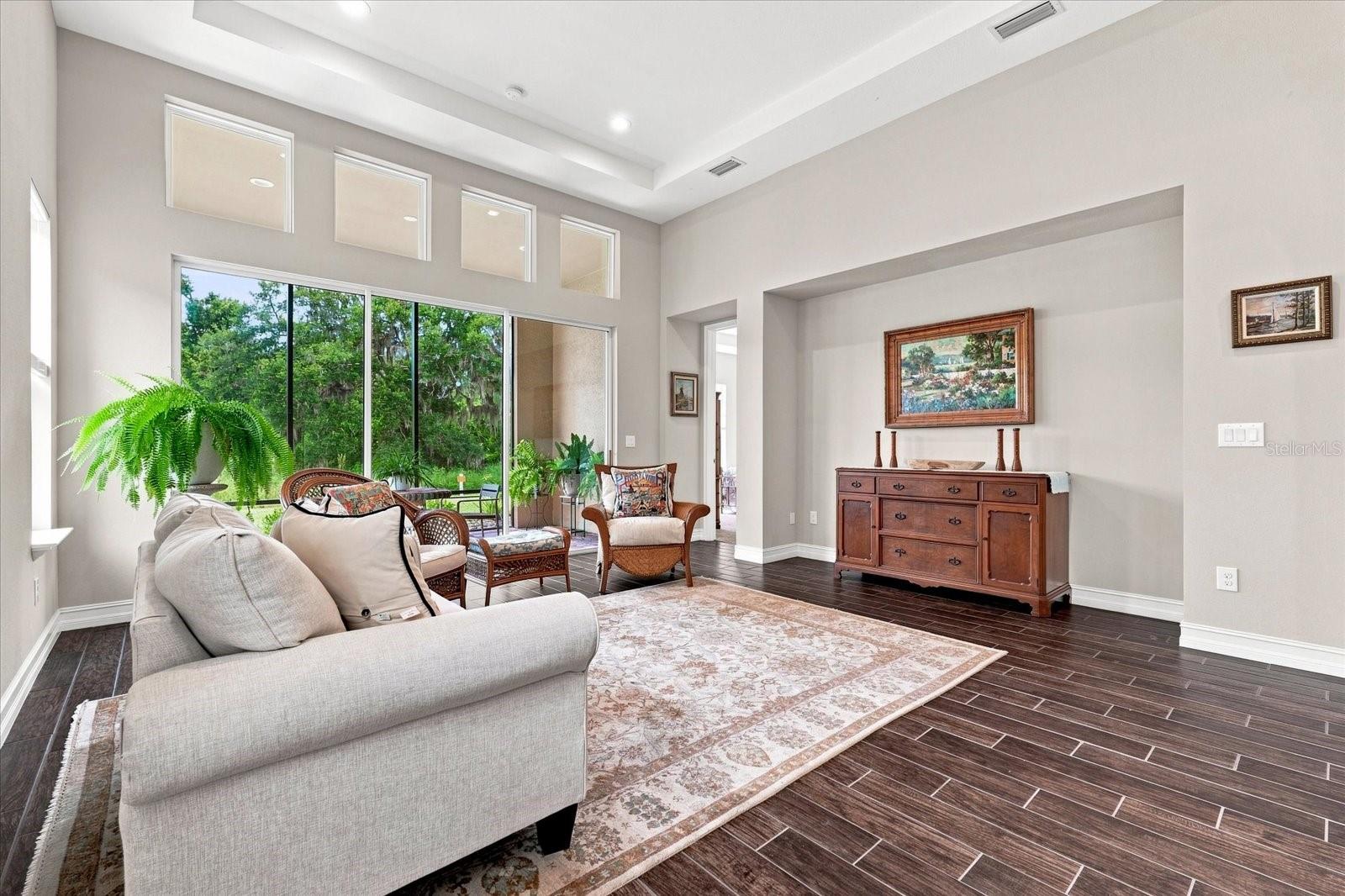 2402 STARWOOD CT