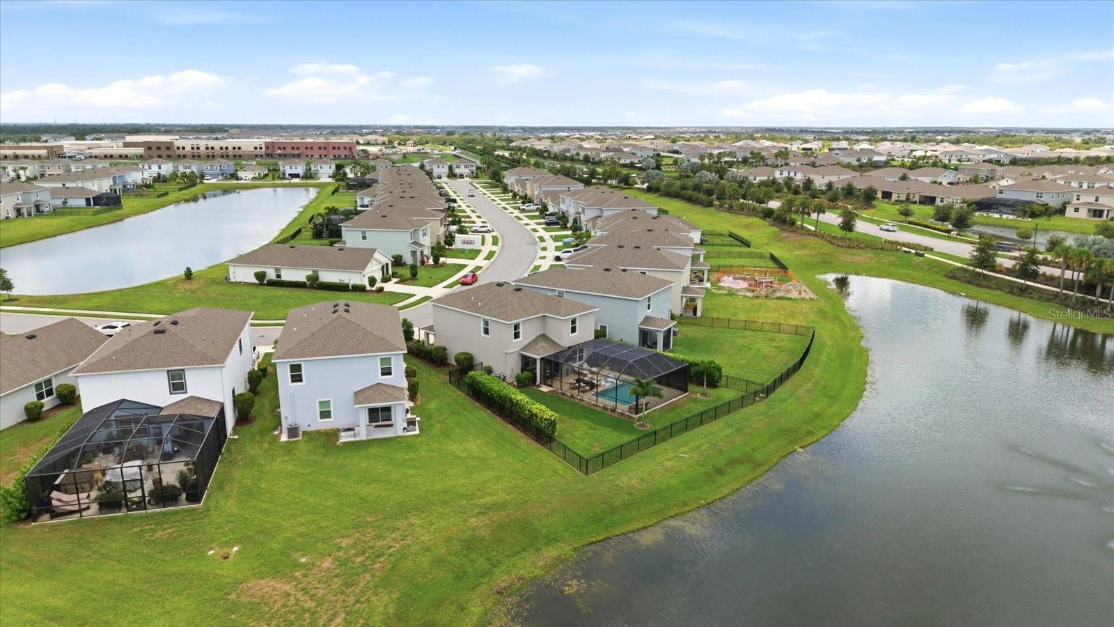 3283 HILLTOP CIR