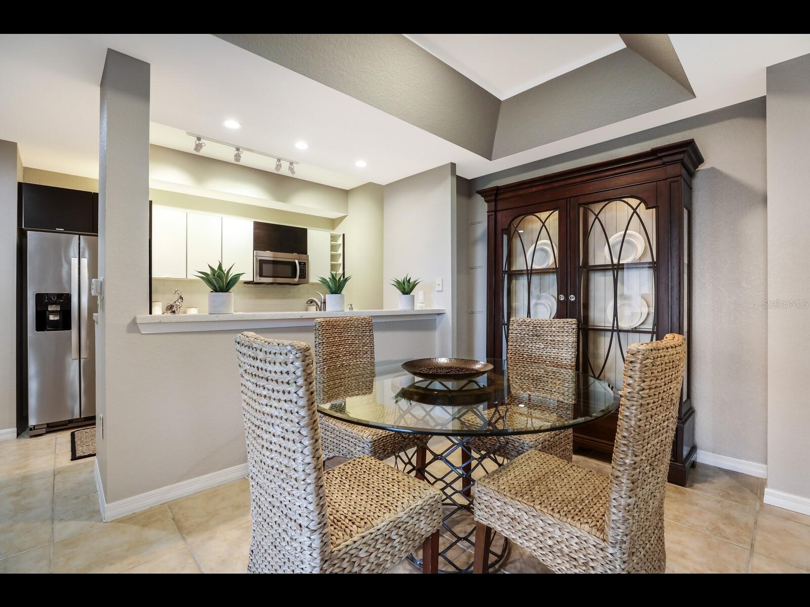 1064 N TAMIAMI TRL #1219