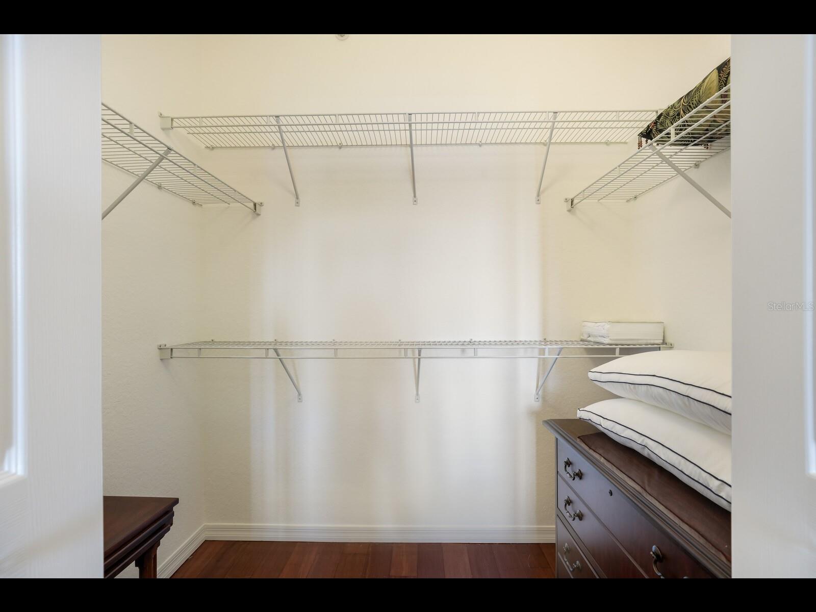 1064 N TAMIAMI TRL #1219