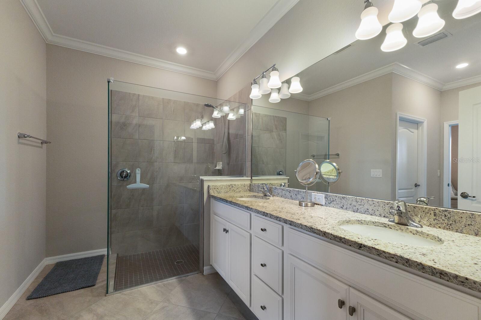 2532 AVOLET CT