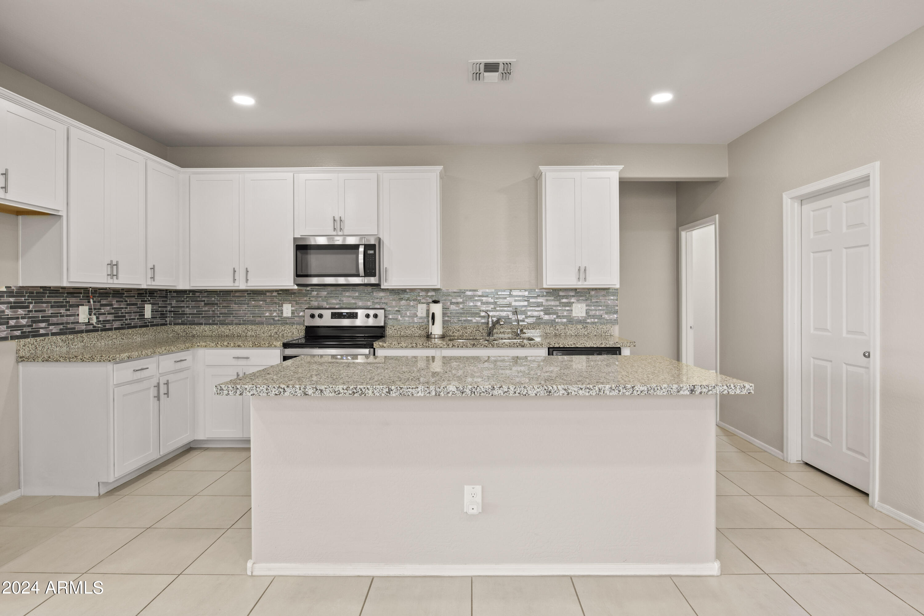 17555 W COUNTRY CLUB Terrace