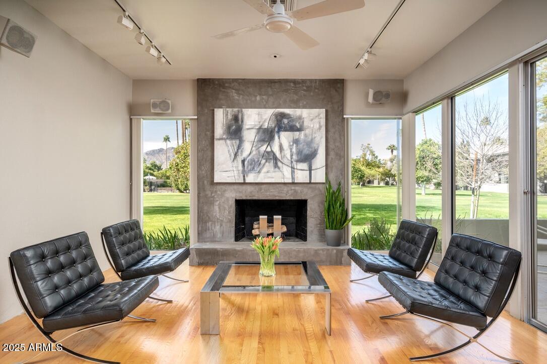 5682 N SCOTTSDALE Road