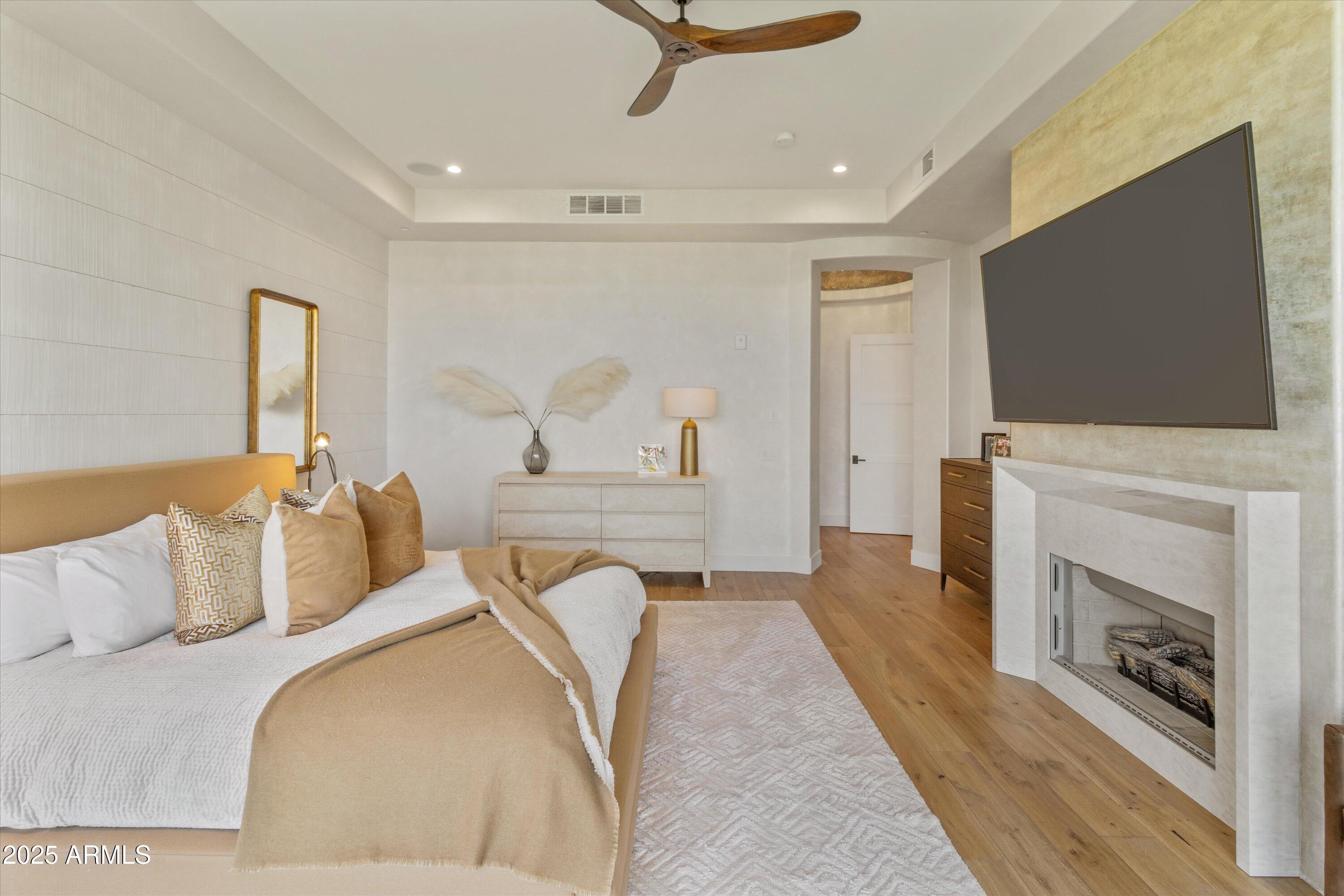 2 BILTMORE Estate 313