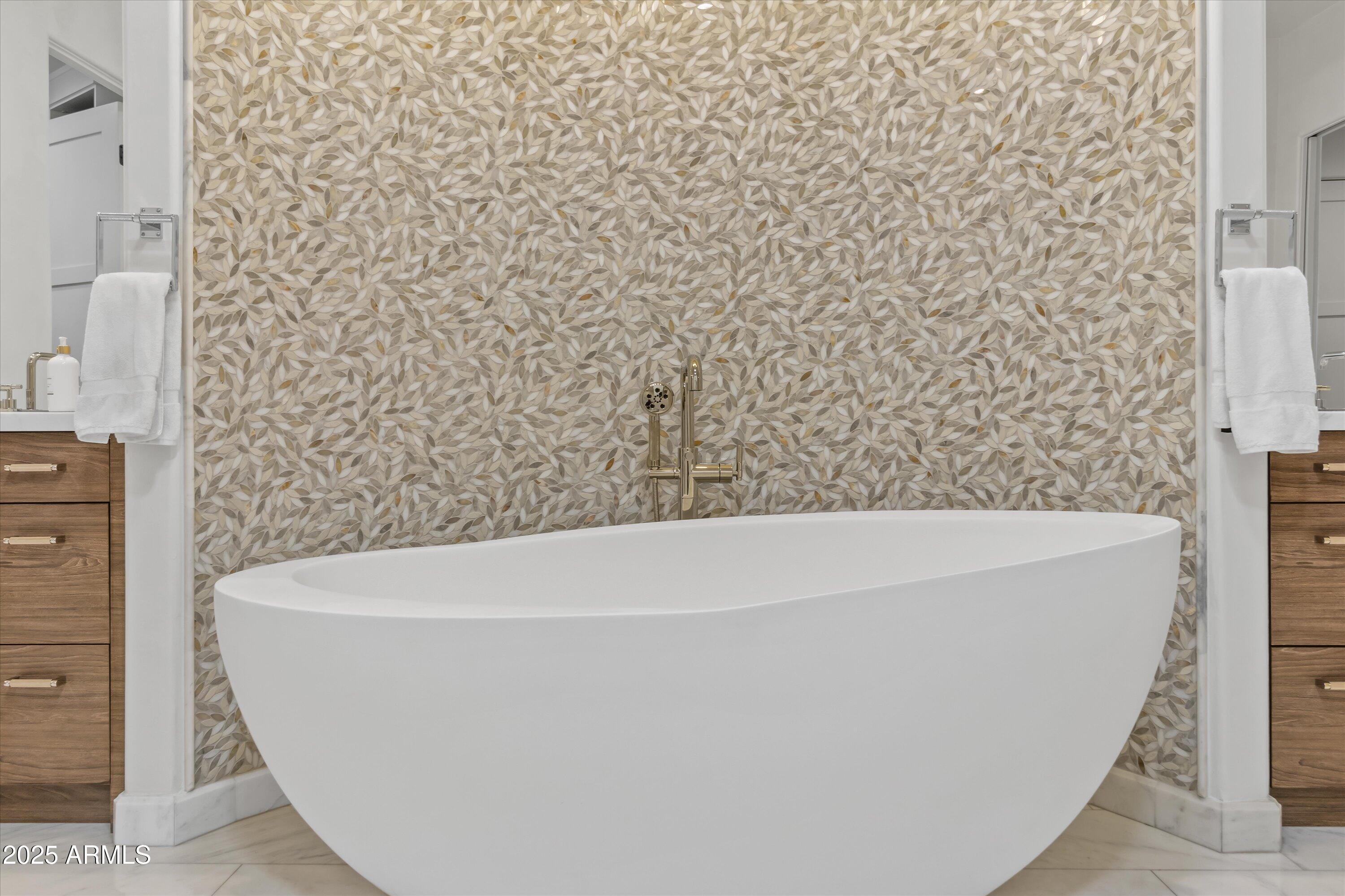 2 BILTMORE Estate 313