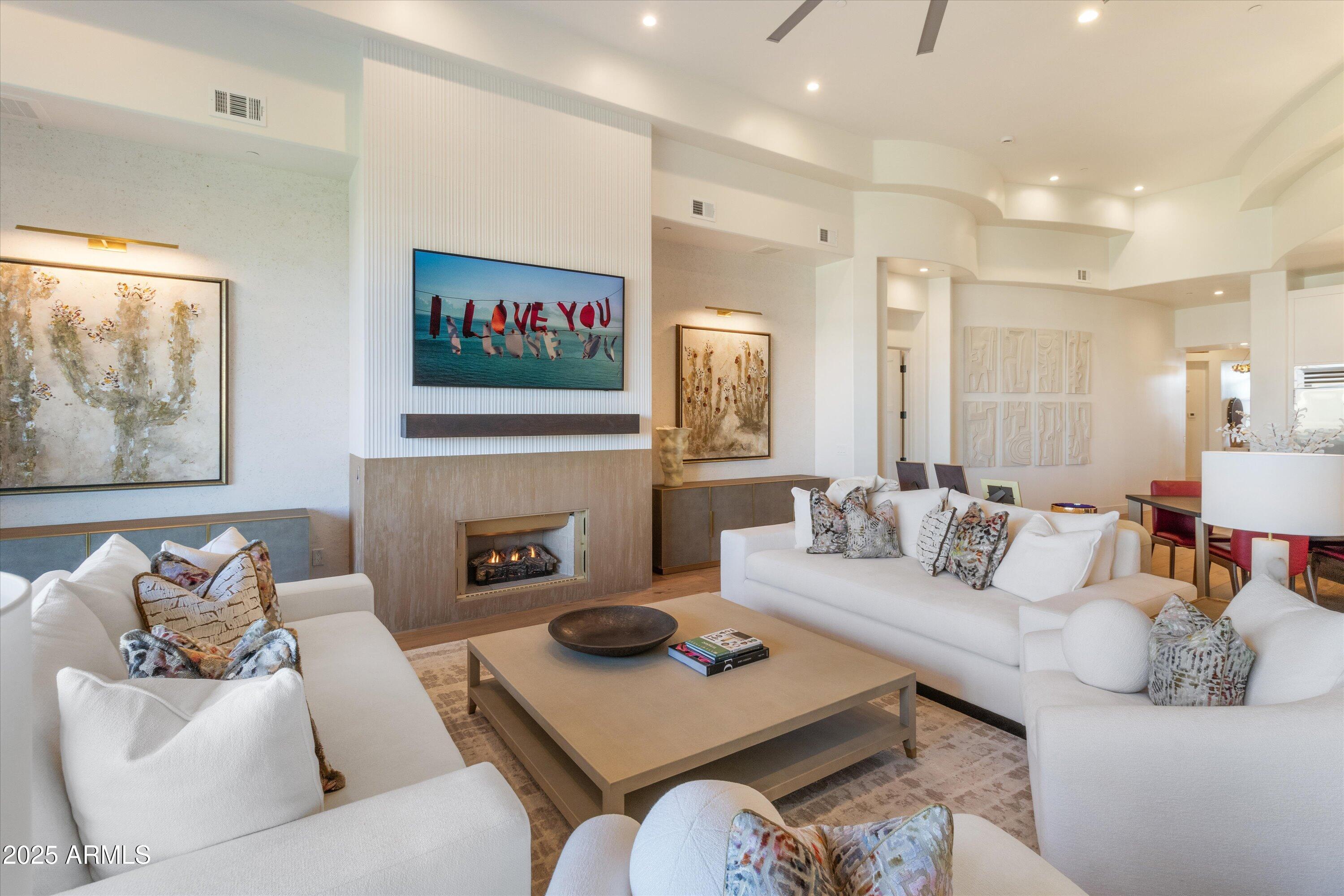 2 BILTMORE Estate 313